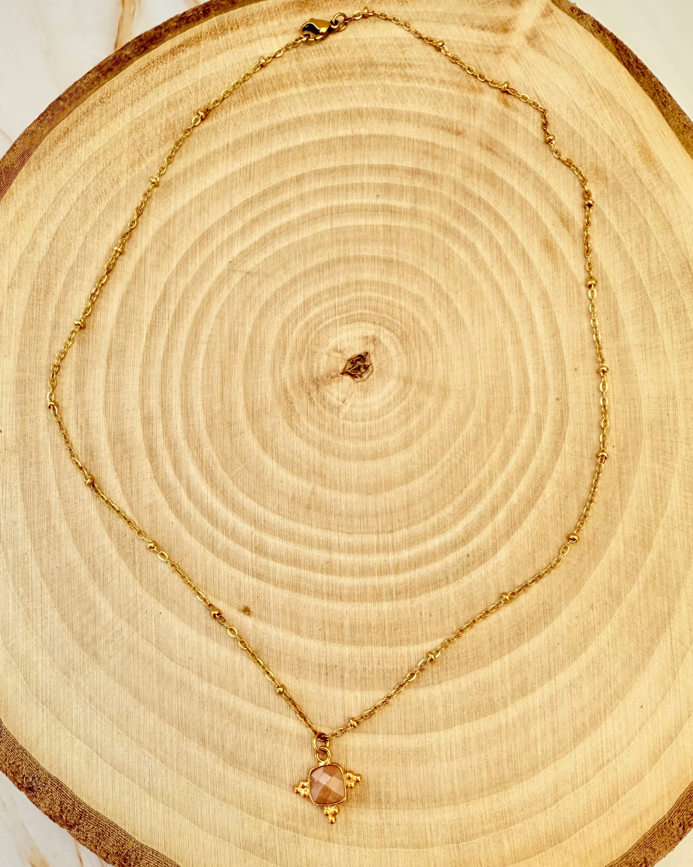 🔹 Collier Lunaria - Pierre de lune