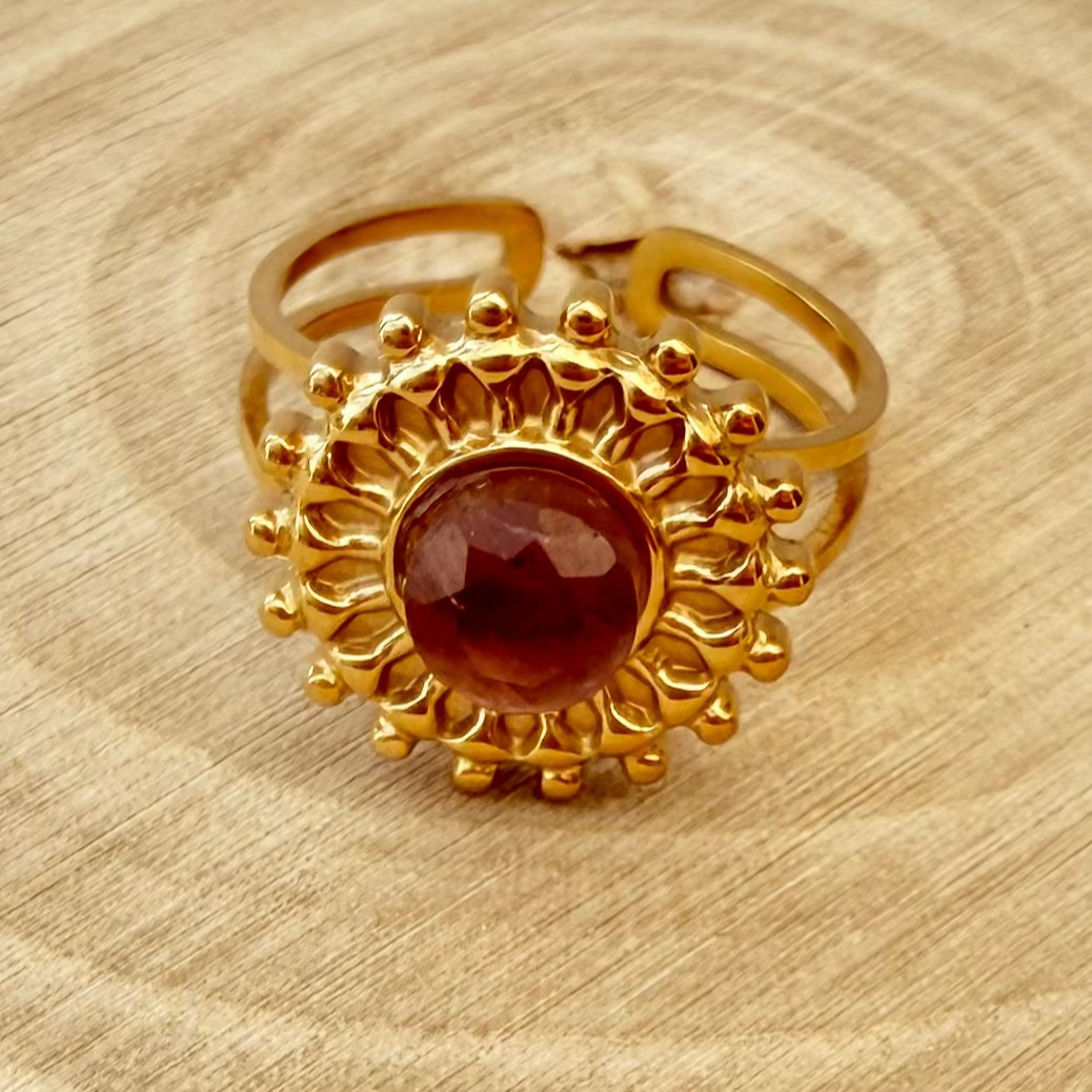 ☀️ Bague Naïa – Éclat solaire Améthyste