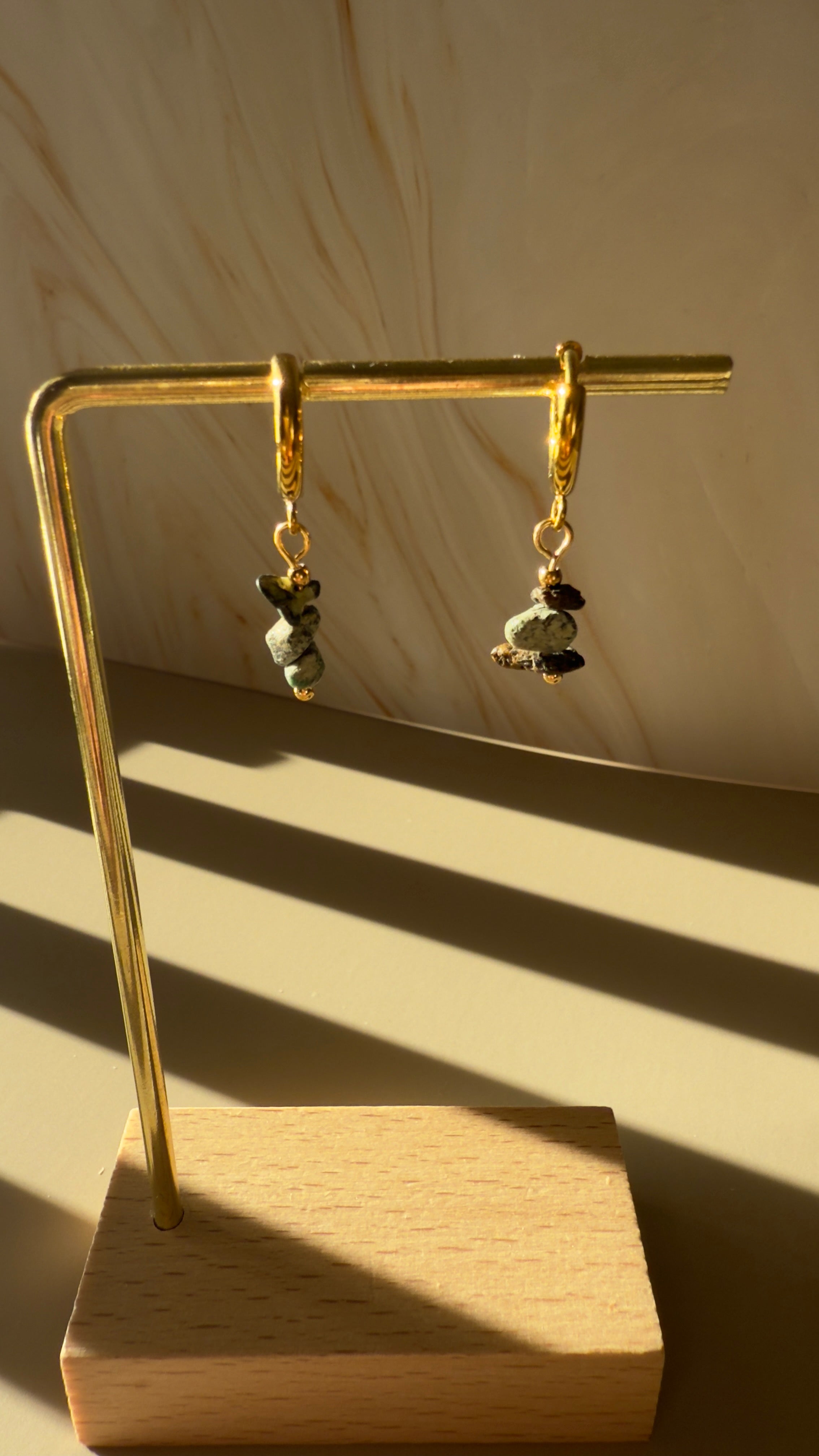 Boucles d'oreilles mini créoles Orisha ✨ Turquoise africaine